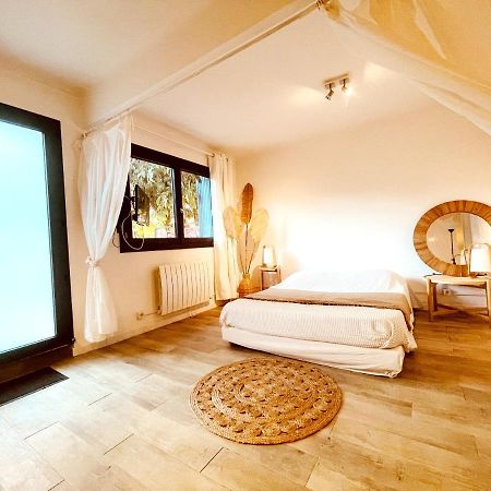 Superbe Appartement Boheme Dans Les Vignes Nimes Luaran gambar