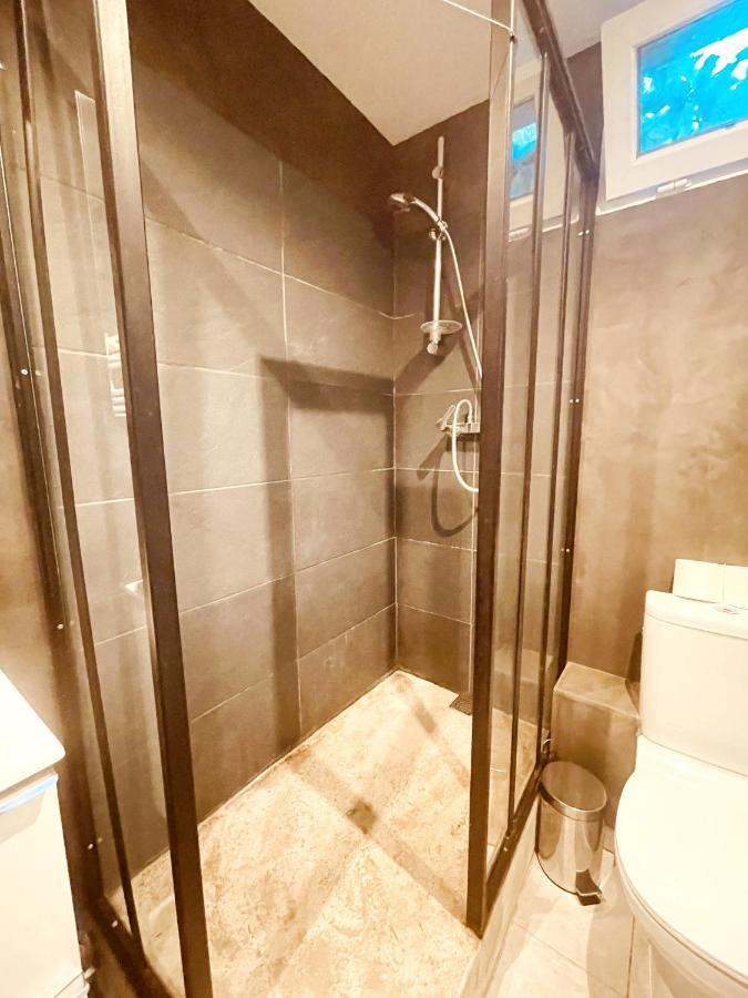 Superbe Appartement Boheme Dans Les Vignes Nimes Luaran gambar