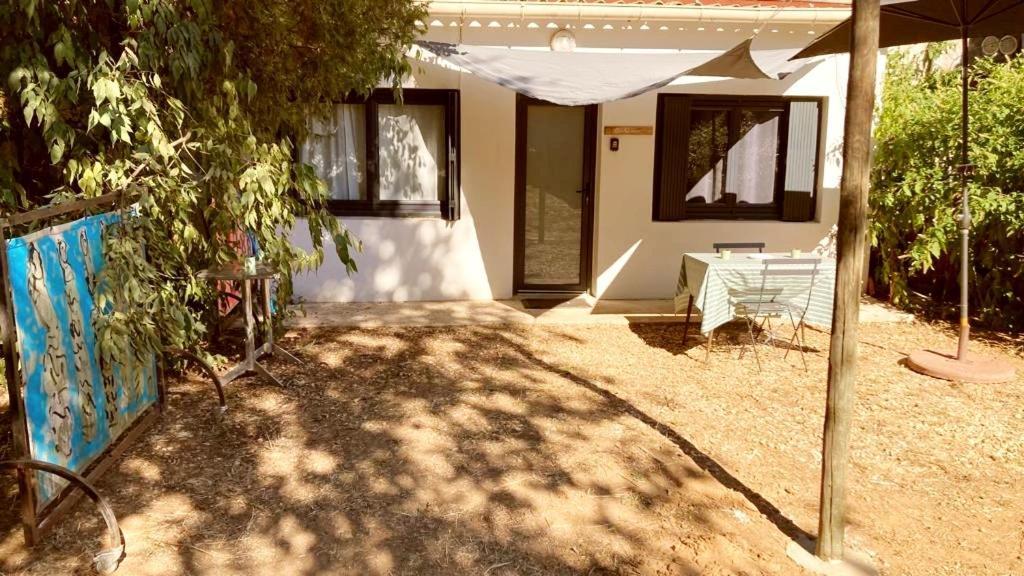 Superbe Appartement Boheme Dans Les Vignes Nimes Luaran gambar