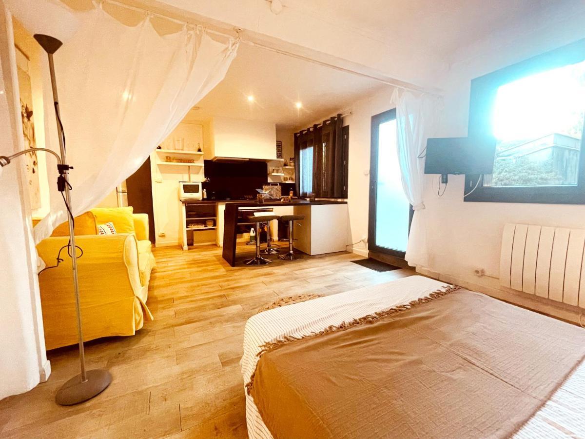 Superbe Appartement Boheme Dans Les Vignes Nimes Luaran gambar